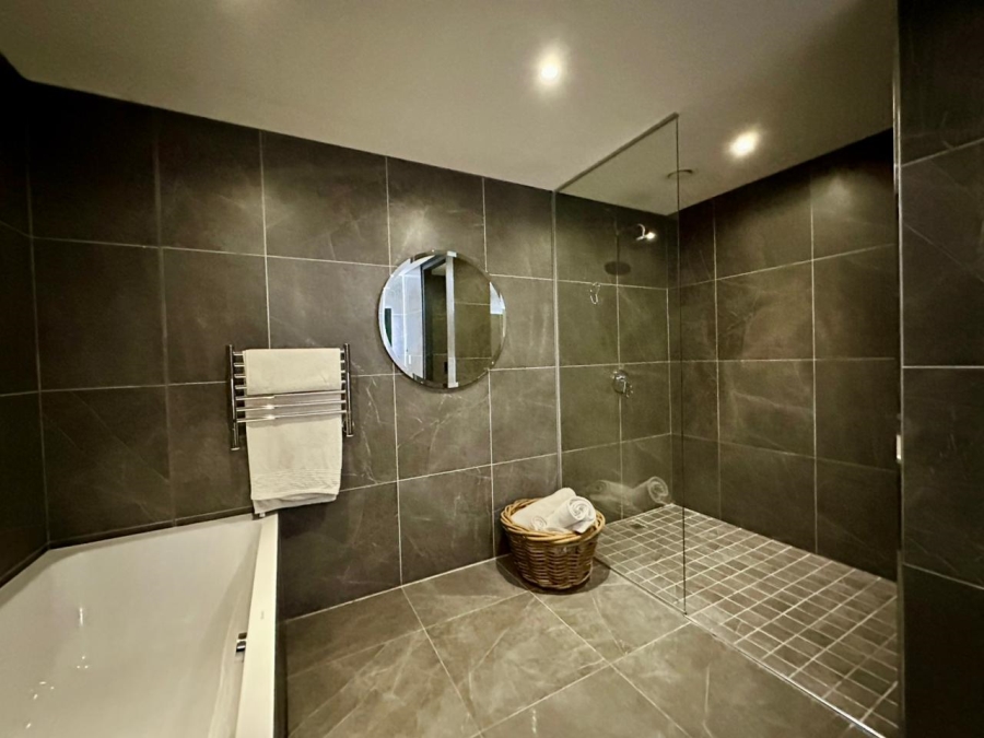 2 Bedroom Property for Sale in De Waterkant Western Cape